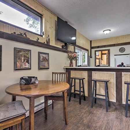 Private Guest House With Deck And Spectacular Views! Uncasville Exterior photo
